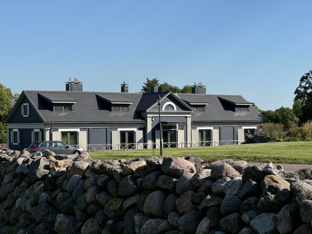 Paliesius Herrgård omgiven av natur — Reboot retreat med Human Power